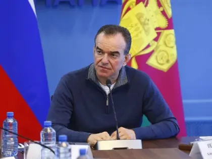 Губернатор Вениамин Кондратьев поблагодарил Морспасслужбу за работу по ликвидации последствий разлива мазута в море