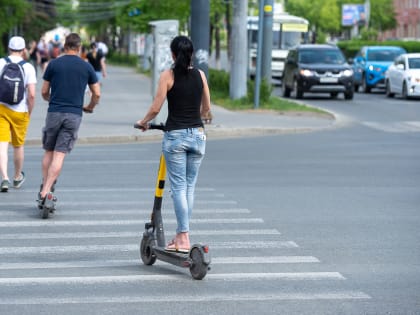 В Сочи планируется ввести серьезные ограничения на езду на электросамокатах