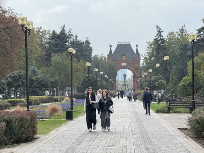 Александровский бульвар украсит световая инсталляция