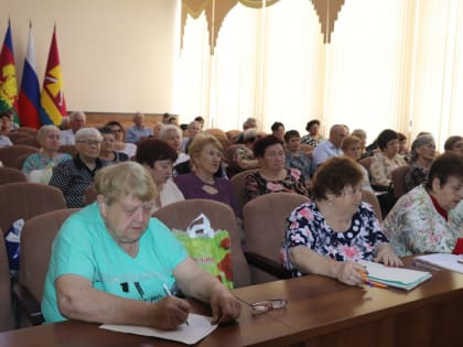 В станице Динской состоялся пленум Динской районной общественной организации ветеранов войны, труда, Вооруженных сил и правоохранительных органов.