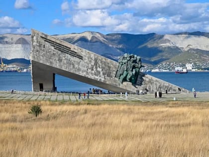 Владимир Путин поздравил Новороссийск с Днем города