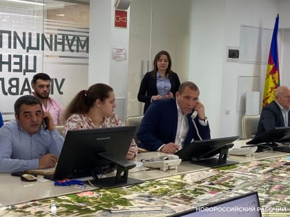 Новороссийцы могут задать вопросы заместителю главы города Александру Яменскову