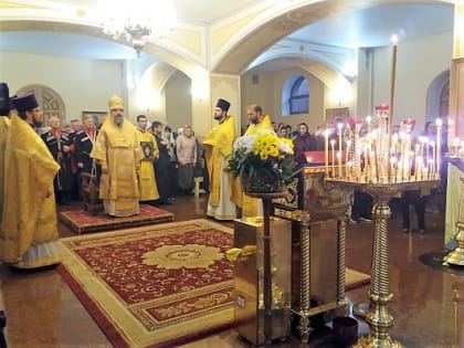 В сочинских храмах сегодня отмечают день Николая Чудотворца