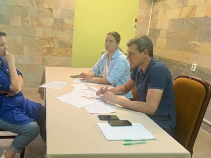 Александр Жигалко и Константин Сыпало провели очередной прием граждан в селах Орел-Изумруд и Молдовка