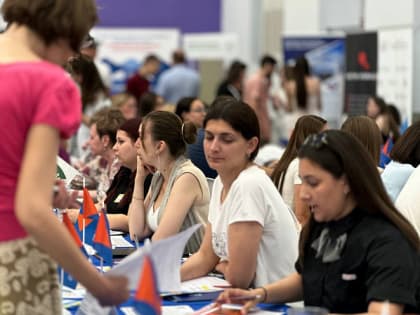 Более 30 тысяч жителей Краснодарского края посетили Всероссийскую ярмарку трудоустройства