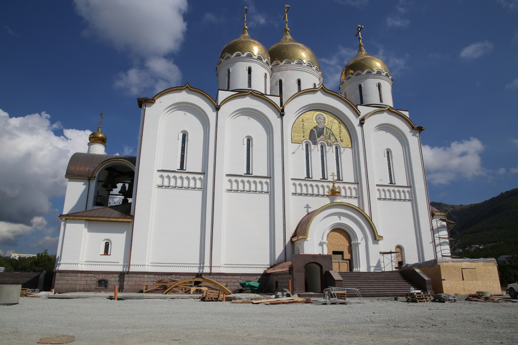 Новый храм в геленджике фото