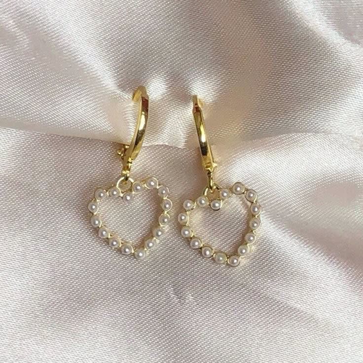 Pearl Heart shape earrings