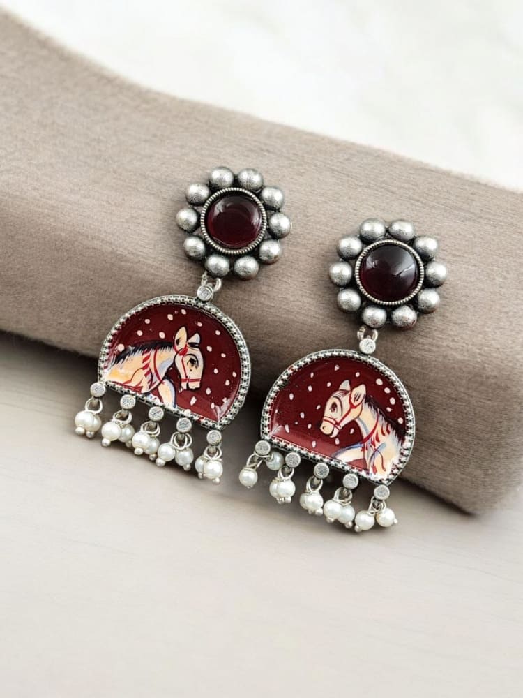 Colorfull hand painted earring with maroon monalisa stone