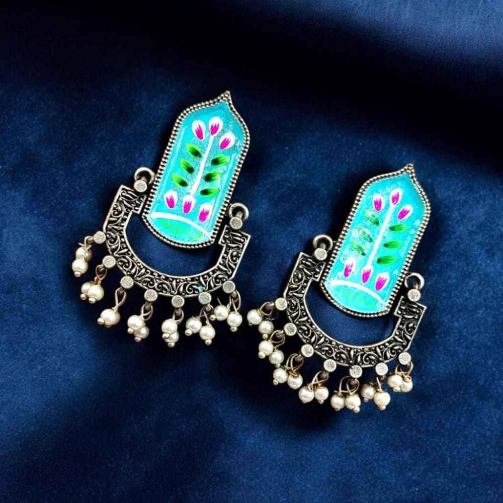 Colorfull hand painted earring with light blue monalisa stone