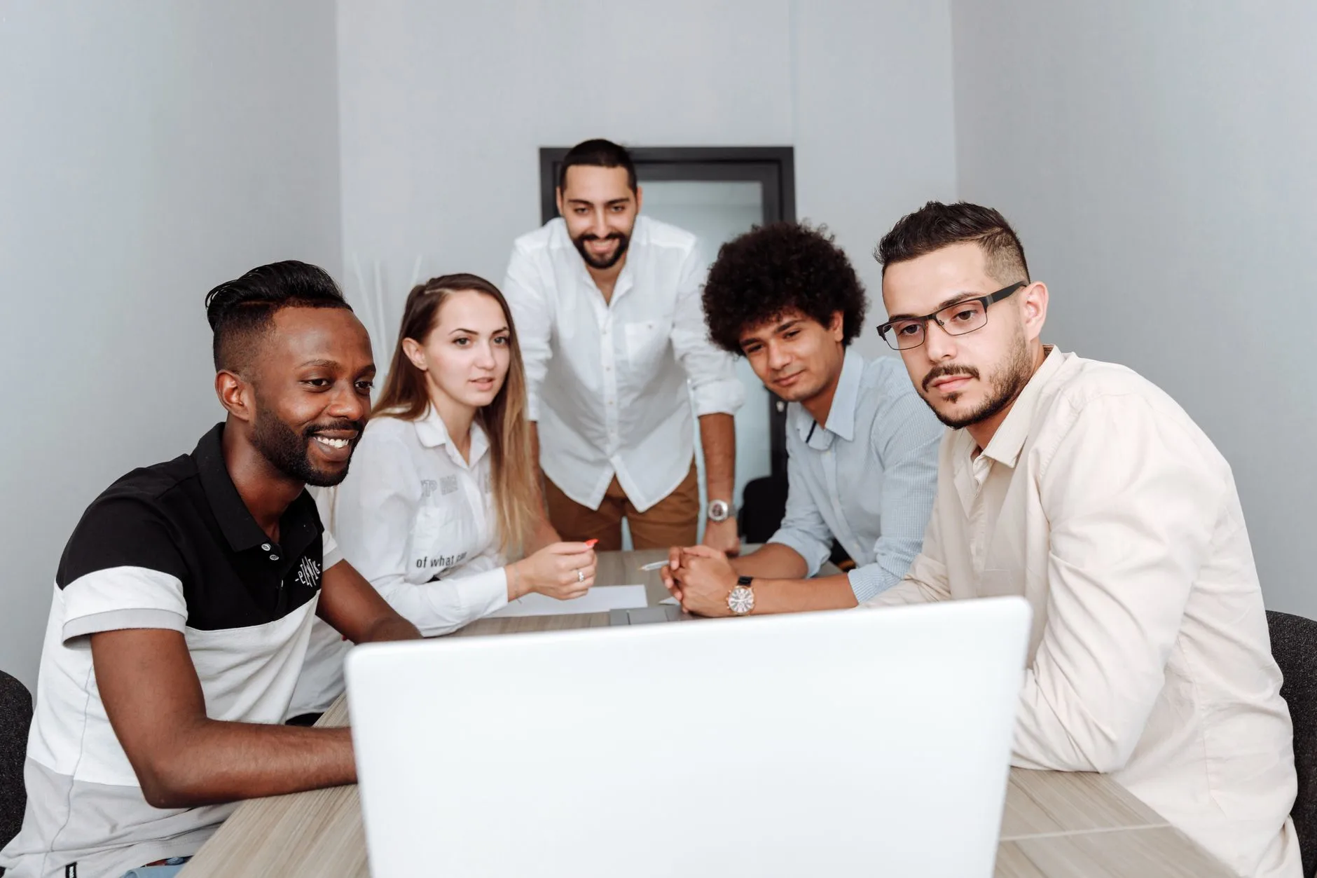 Tối ưu hiệu năng website: Giảm tải cho server bằng cách xử lý logic ngay tại phía Client