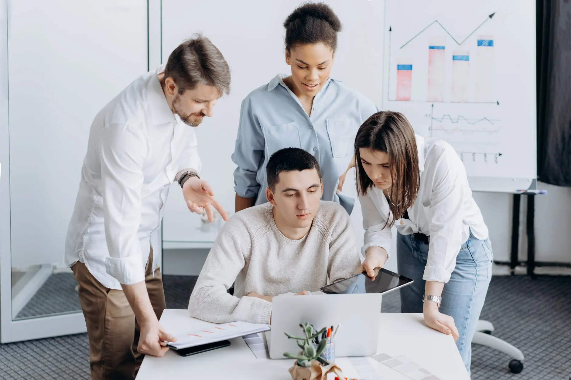 Triển khai hạ tầng phân phối tùy chỉnh: Những cân nhắc chiến lược