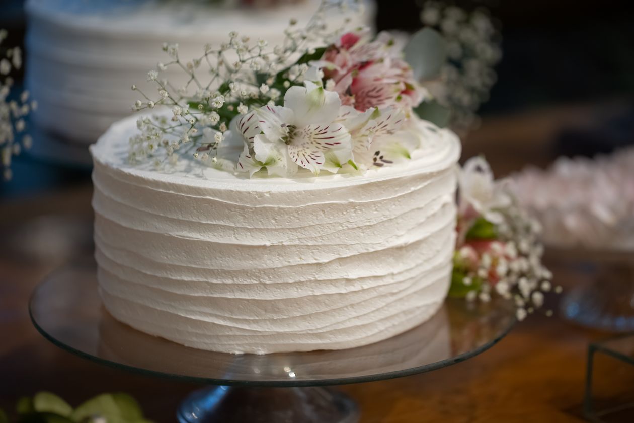 Sundus Cakes & Donuts — Wedding Cake Designer