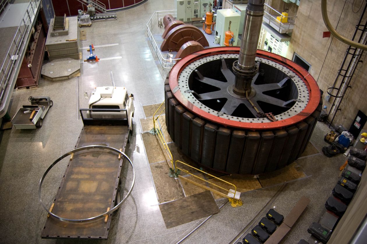 Sara Enterprise (Soundproof Diesel Engine Generator and Air Compressor) — Generator Rental