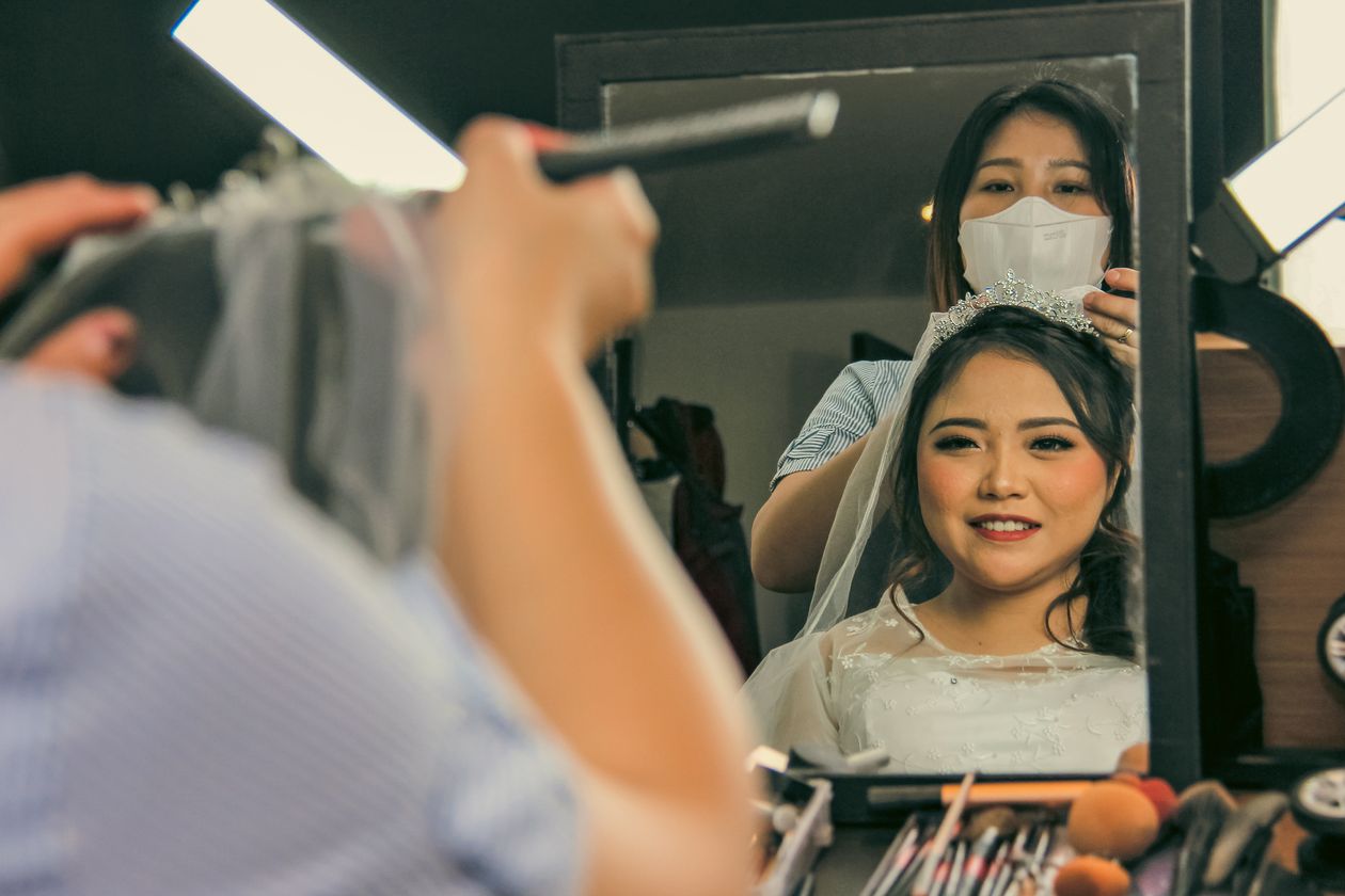 Pretty beauty salon — Bridal Makeup Artist