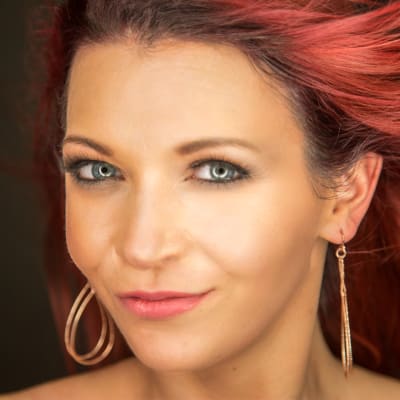 Kate McRae