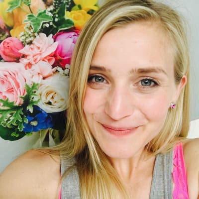 Simone Moenbak