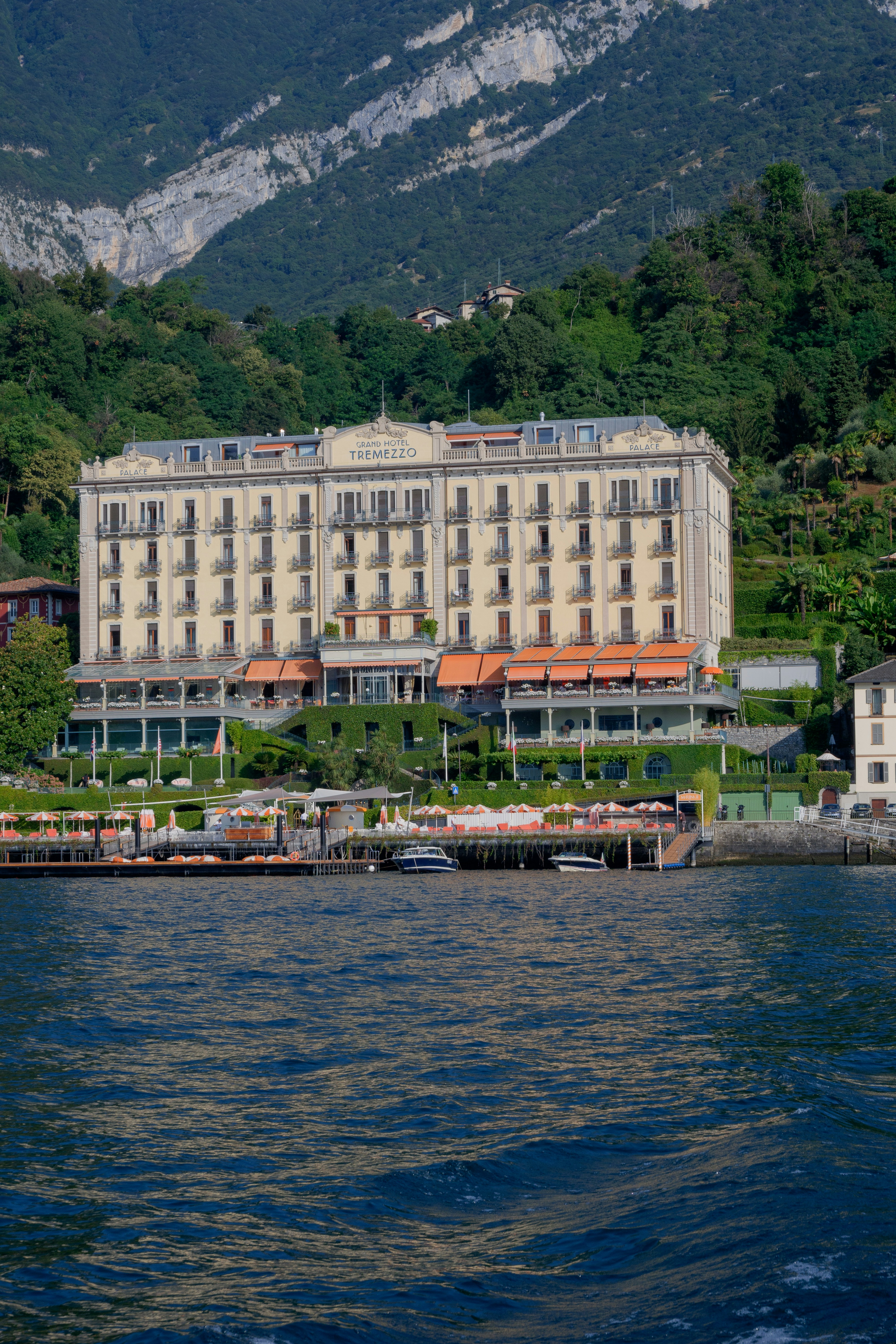 Travel & Tourism