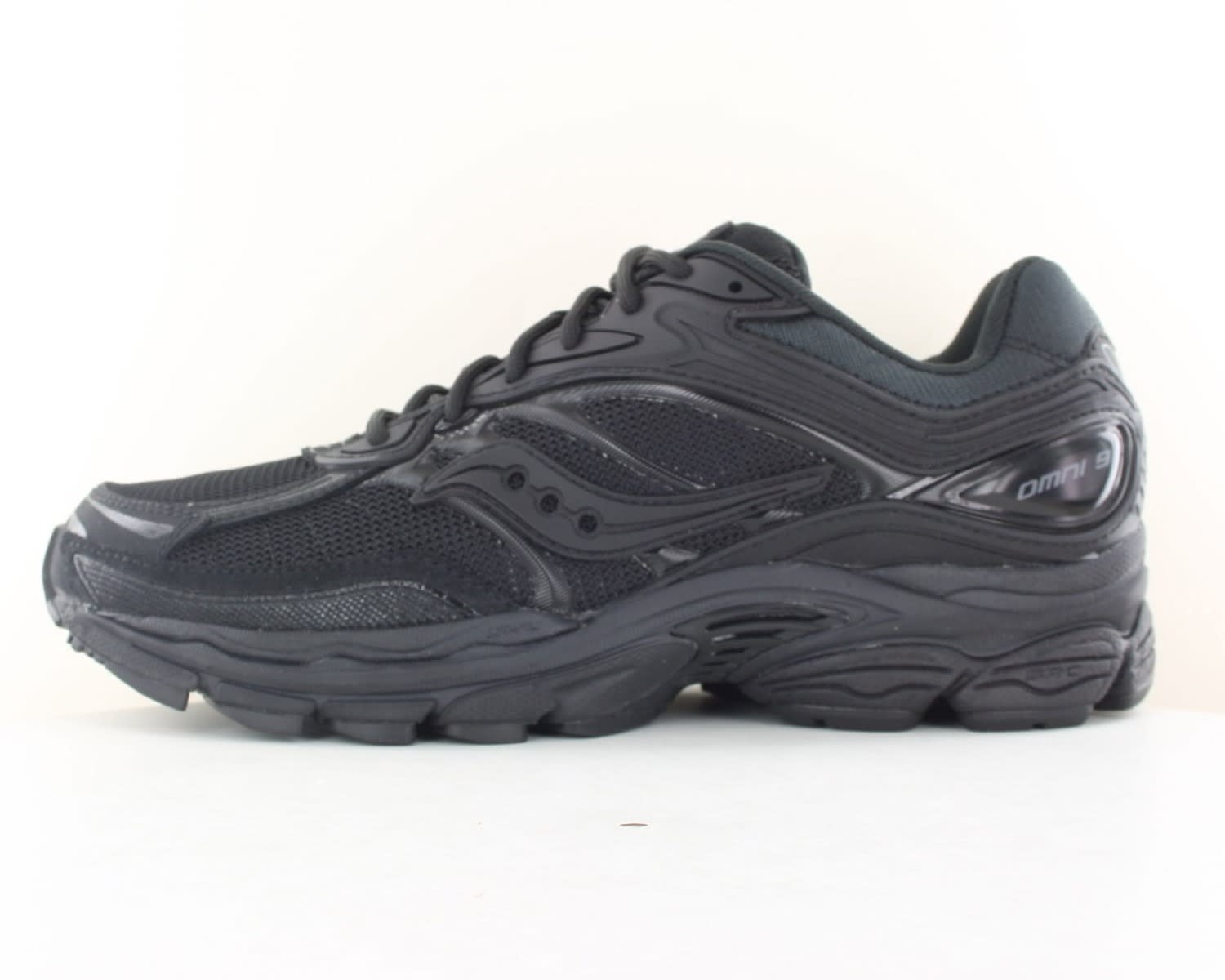 saucony