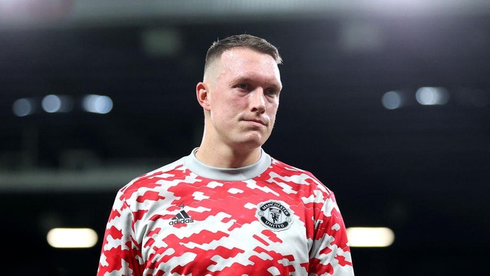 Info Main Bola - Cerita Miris Erik ten Hag soal Latihan Phil Jones di MU