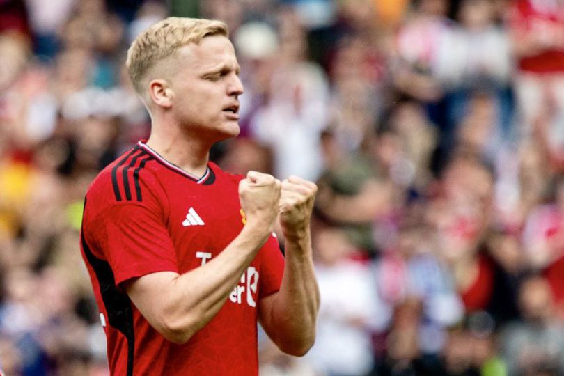 Donny van de Beek Pamit Tinggalkan MU, Segera Gabung Girona