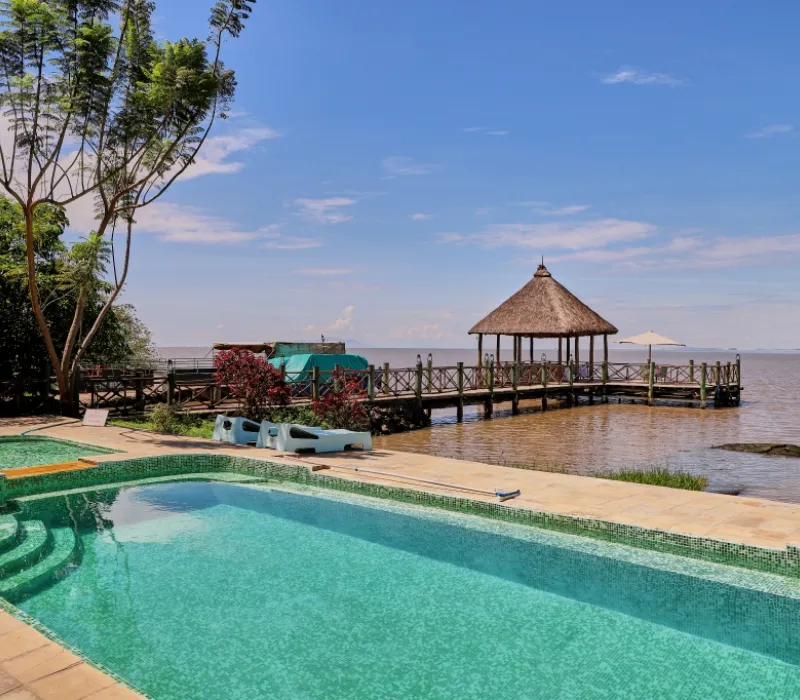 4-Day Kisumu & Takawiri Island Flying Safari: A Fusion of Culture and Tropical Serenity
