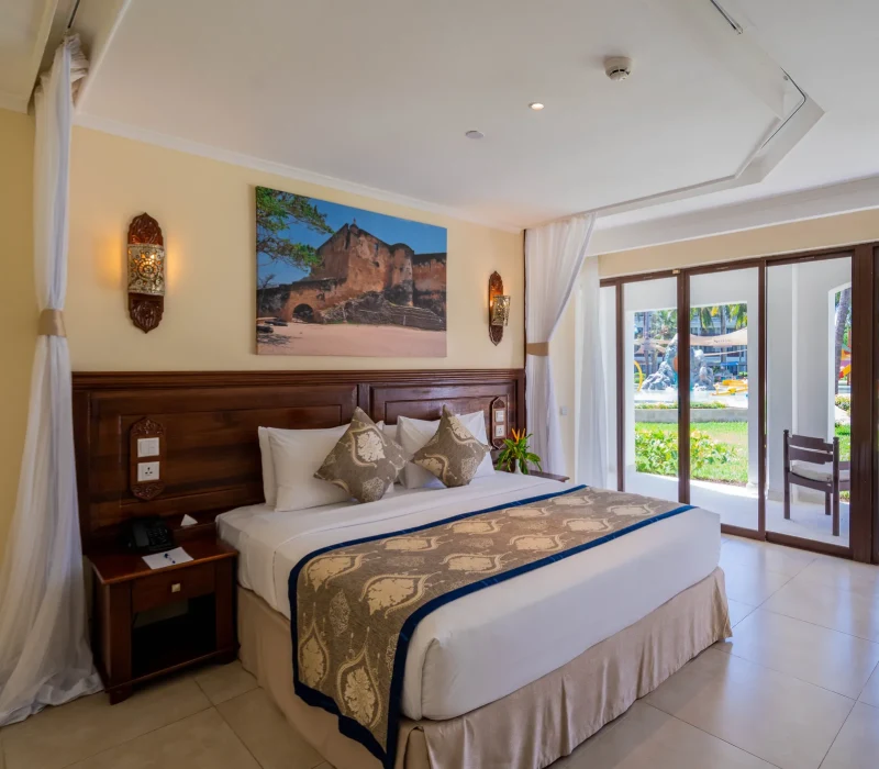 3-Day PrideInn Paradise Beach Resort Mombasa Tour