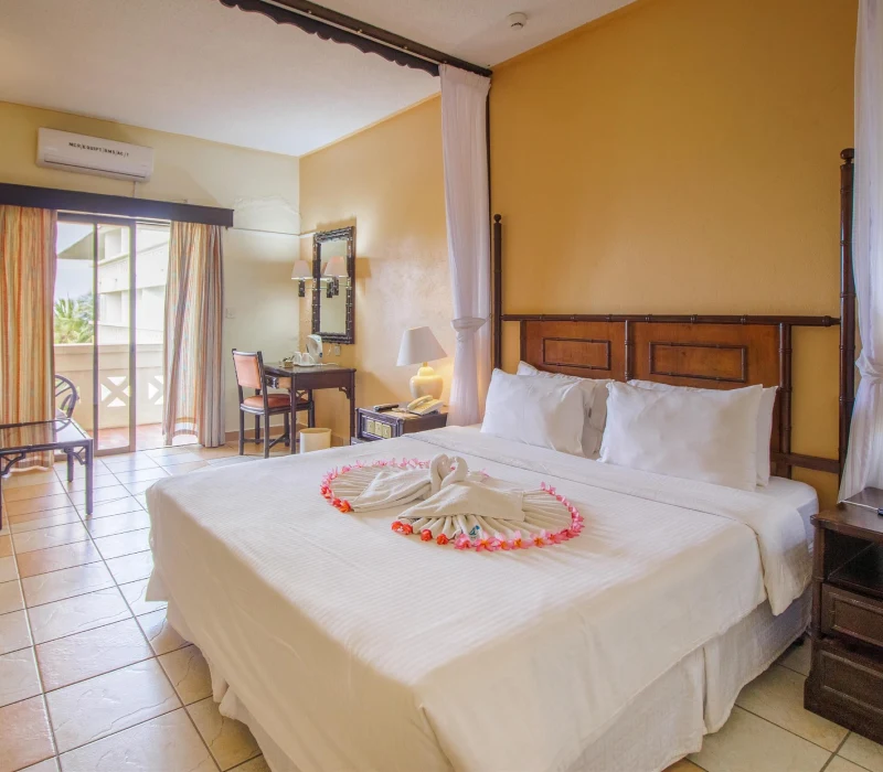 6-Day 5-Night North Coast Festive Package: Mombasa Continental Resort
