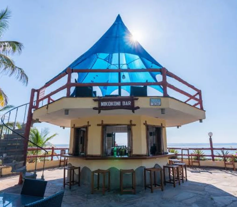 6-Day 5-Night North Coast Festive Package: Bahari Beach Resort