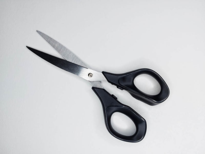 Scissors A pair of scissors.