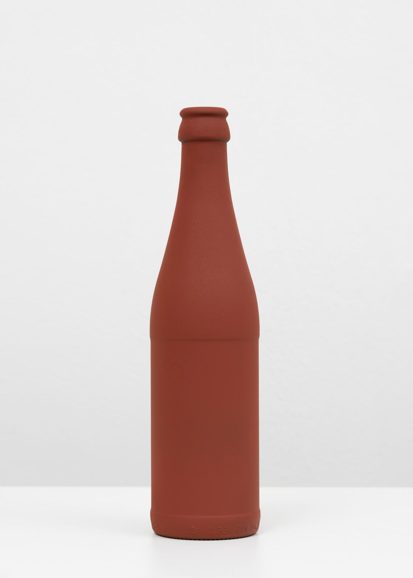 Vichy-shape 2 (Red Brown), 2019. Pigment print, 59 x 42 / 84 x 59 / 119 x 84 cm. From the series DIN.