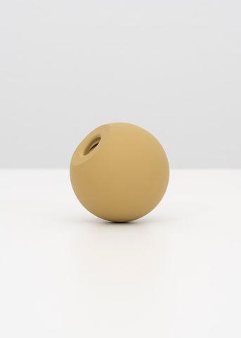Pigmentdruck mit dem Titel 'Kugelknopf (Dunkelgelb)', 2020, aus der Serie DIN