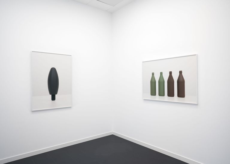 Installation view of Carsten Becker – Norm at Galerie Konstanze Wolter, 2022