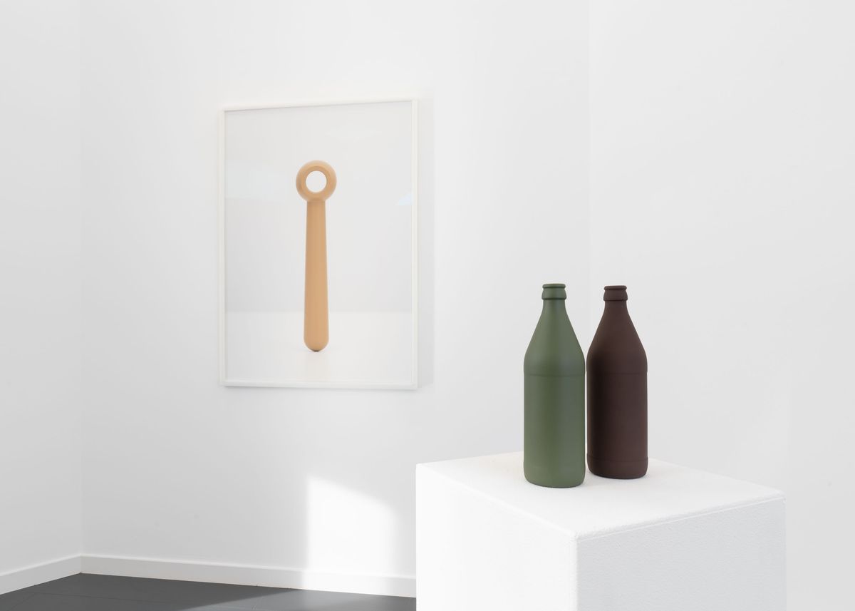Installation view of Carsten Becker – Norm at Galerie Konstanze Wolter, 2022