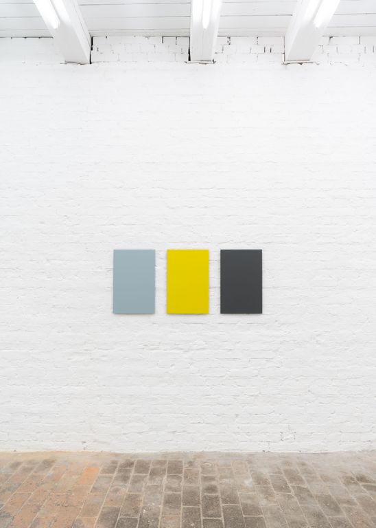 Installation view of Carsten Becker – RAL at Frontviews, 2018