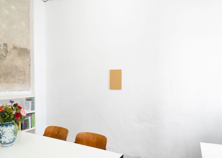 Installation view of Carsten Becker – RAL at Frontviews, 2018