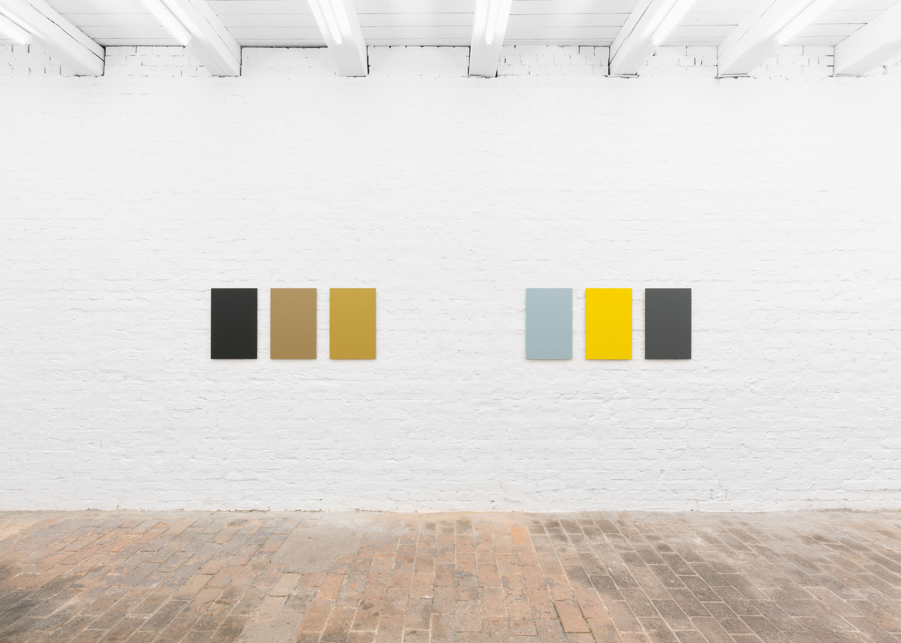 Installation view of Carsten Becker – RAL at Frontviews, 2018