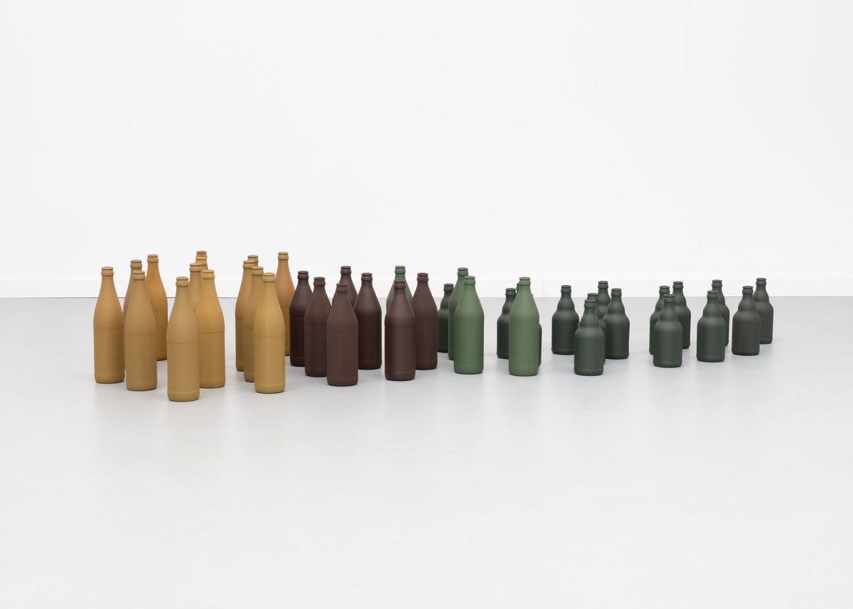 The pack (das Rudel), 2023. Enamel on glass bottles, 170 x 75 x 26 cm (dimensions variable). From the series DIN – RAL painted DIN parts. - Detail 1