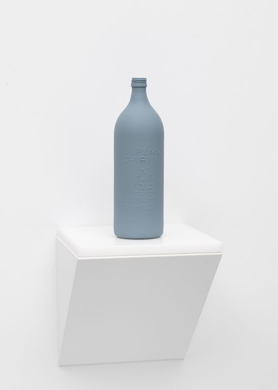 Brennspiritusflasche (Dämmergrau), 2026. Aus der Serie TGL.