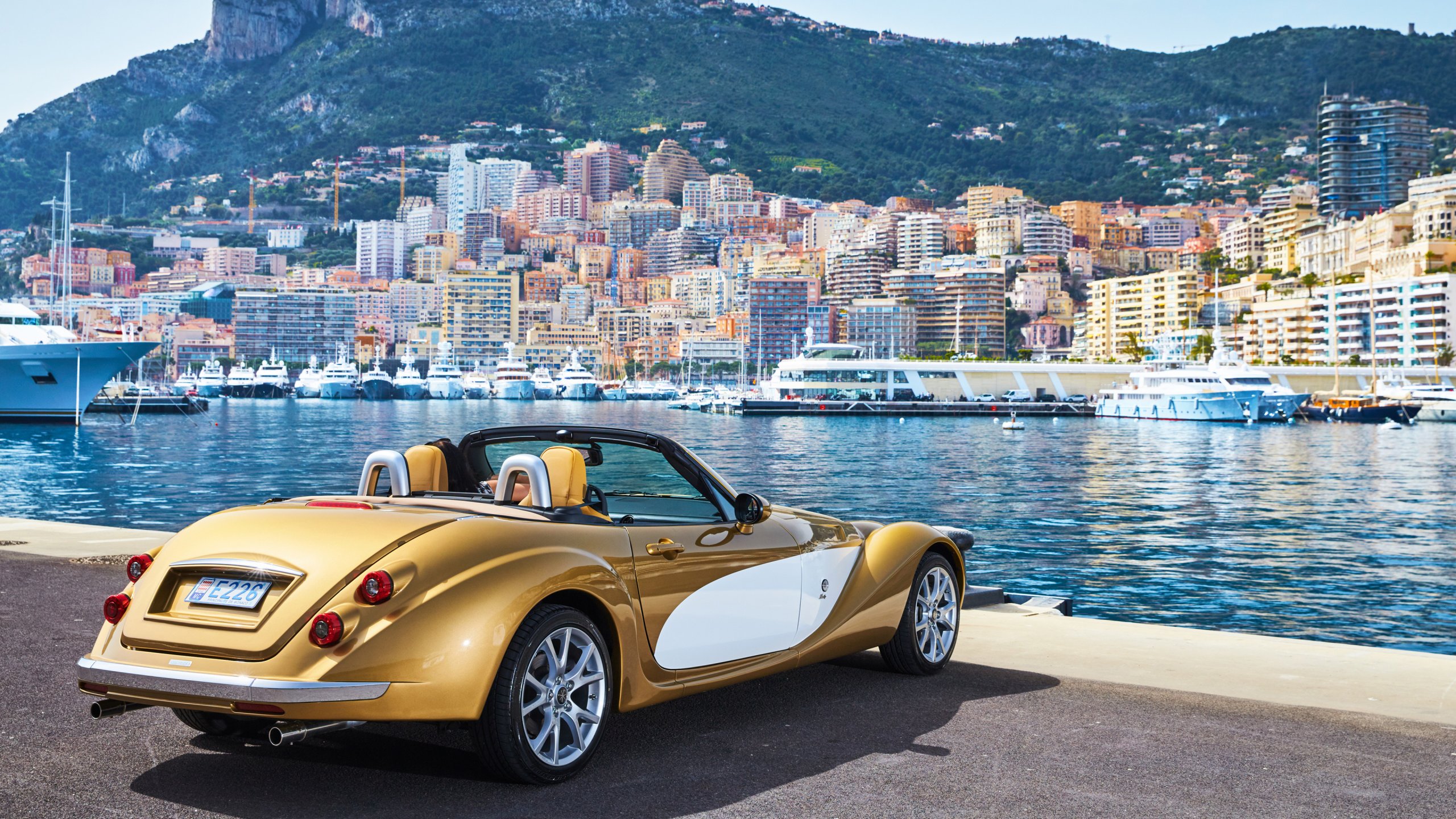 Jet Set Riviera French Riviera Yacht Charter | Le Jet Set Cruising Guide | Y.CO