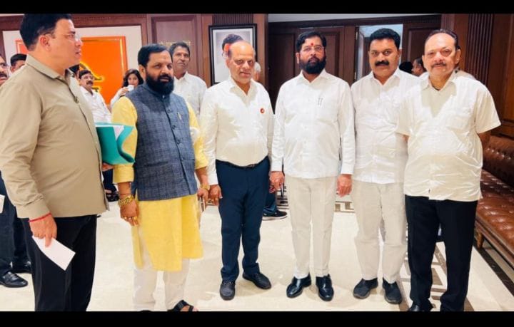 एकनाथजी शिंदे साहेब यांच्या सोबत