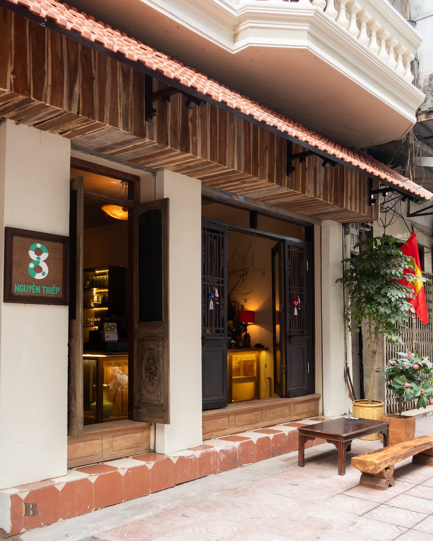 Hanoi Neighbors • Nguyễn Thiếp