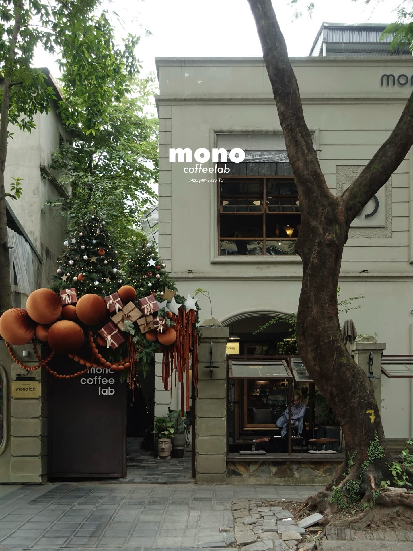MONO Coffee Lab • Pasteur