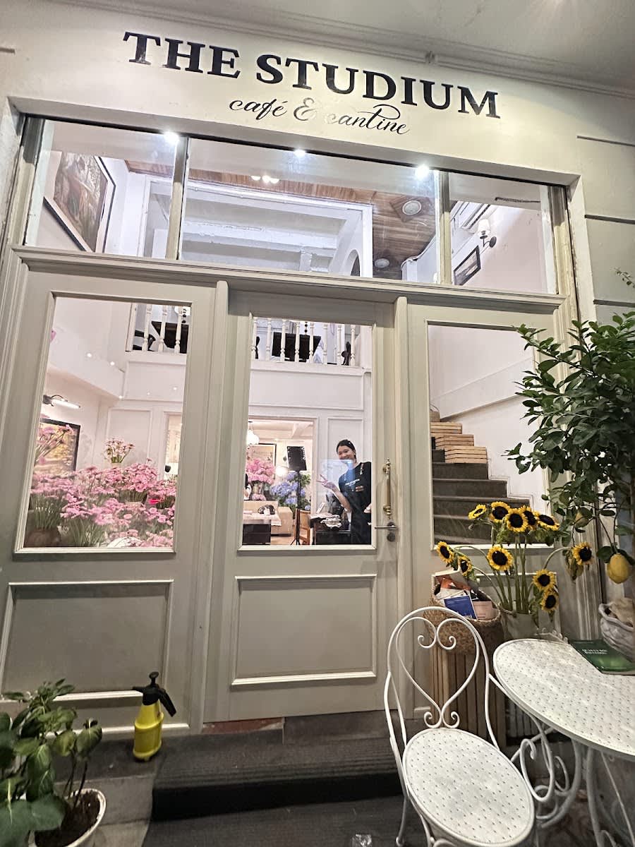 The Studium Café & Cantine