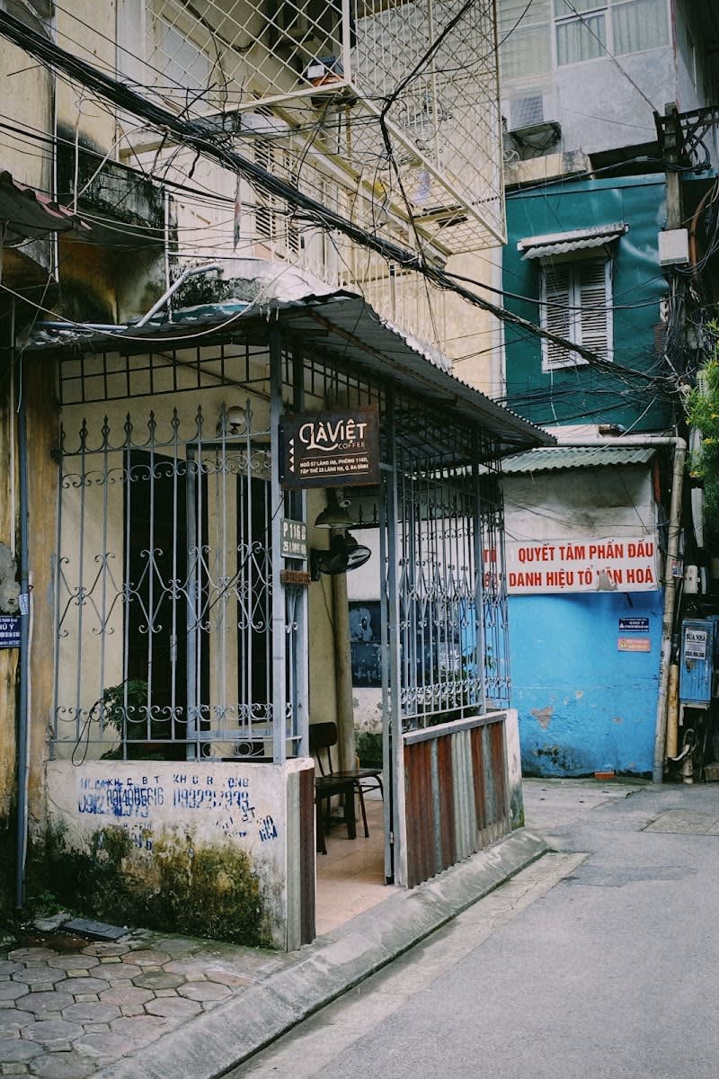 Là Việt Coffee • Láng Hạ