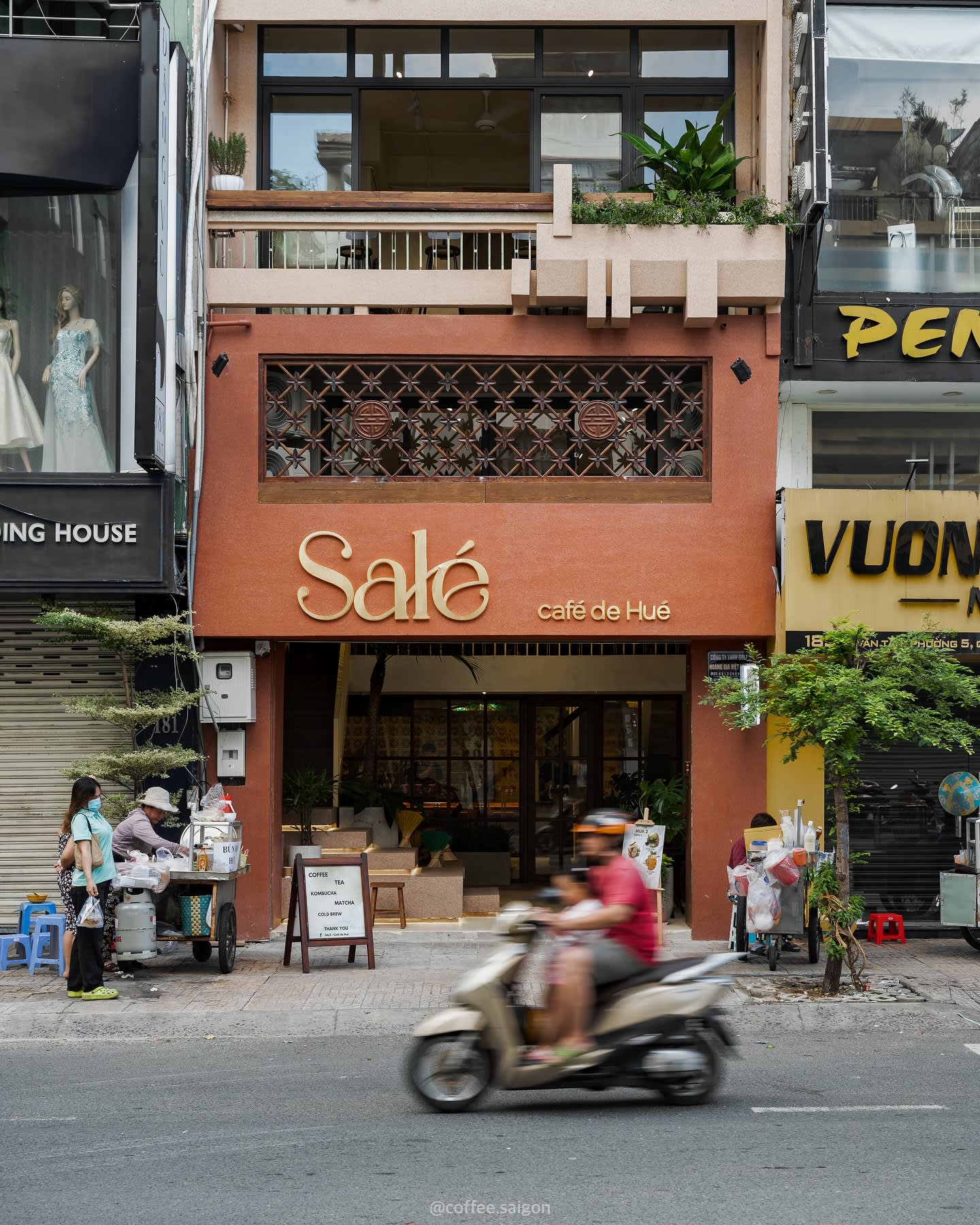 Salé - café de Hué