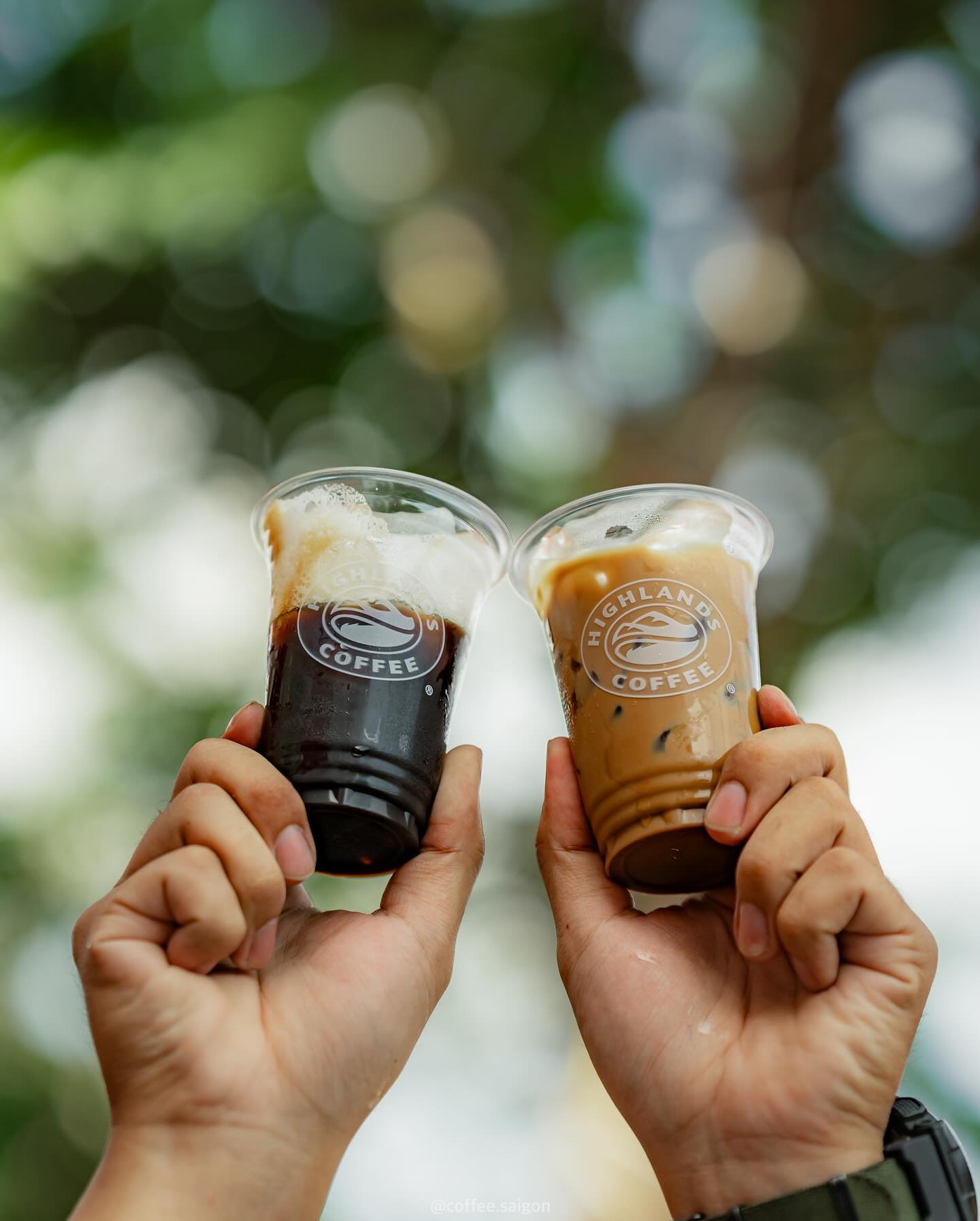 Highlands Coffee • Phạm Văn Đồng