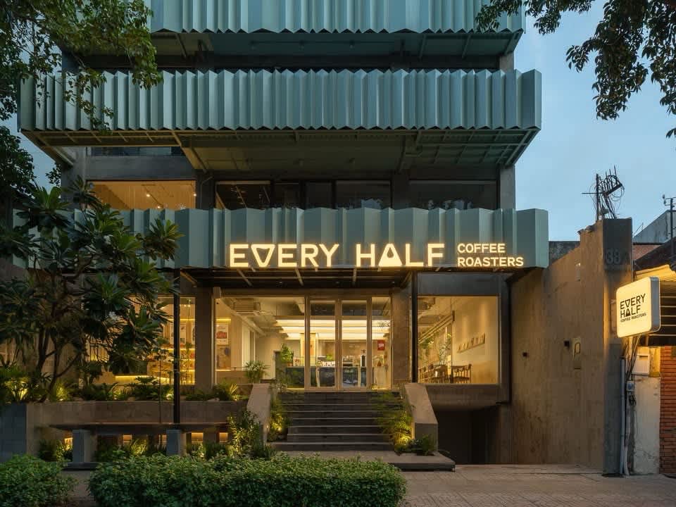 Every Half Coffee Roasters • Nguyễn Thị Diệu