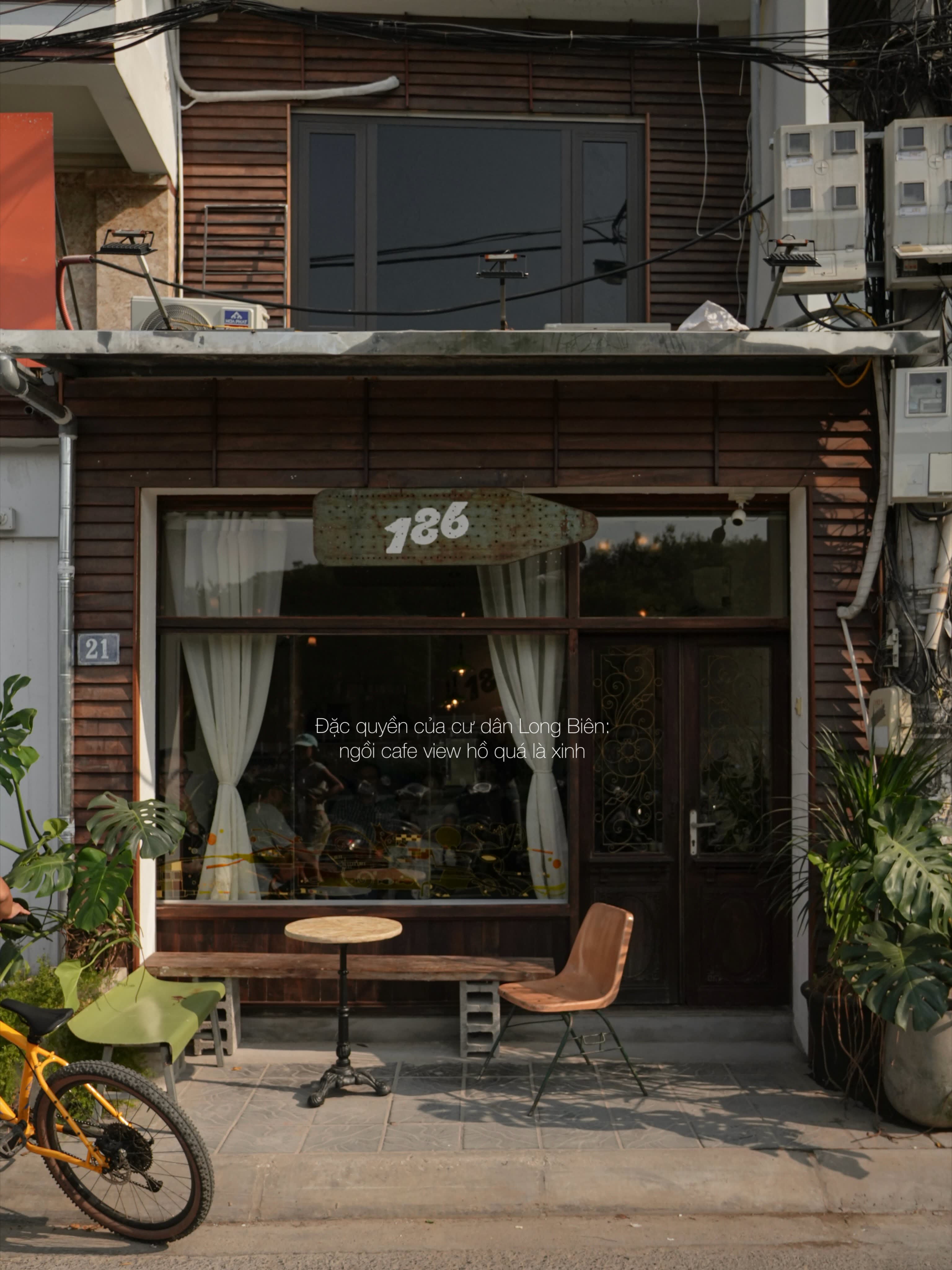 186 Coffee Roasters • Long Biên