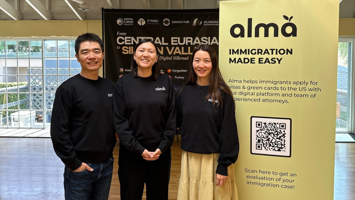 Cover Image for Cofundadora de Alma crea una startup de inteligencia artificial legal para mejorar su mala experiencia con la inmigración.