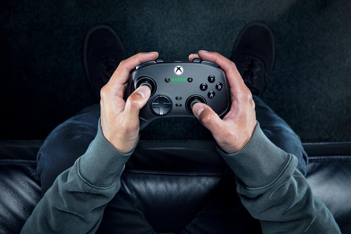 Cover Image for El Wolverine V3 Pro, el primer control de Razer con joysticks de efecto Hall, tiene un precio de 200 dólares y es compatible con Xbox y PC.